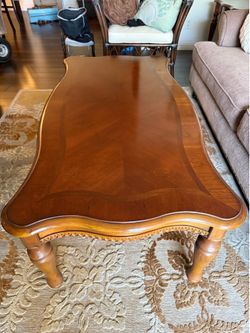 Vintage solid Wood Coffee table with 2 side tables -  pristine condition