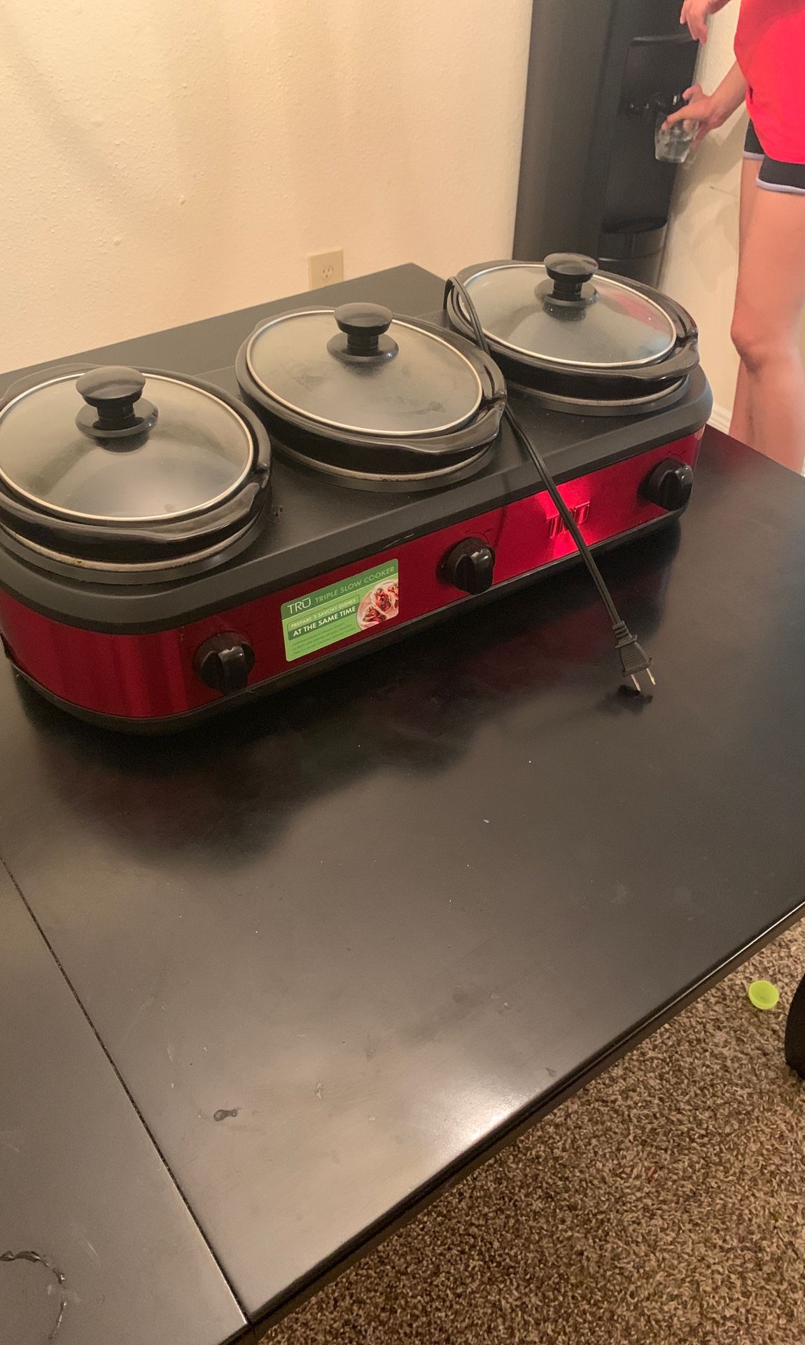 Triple slow cooker