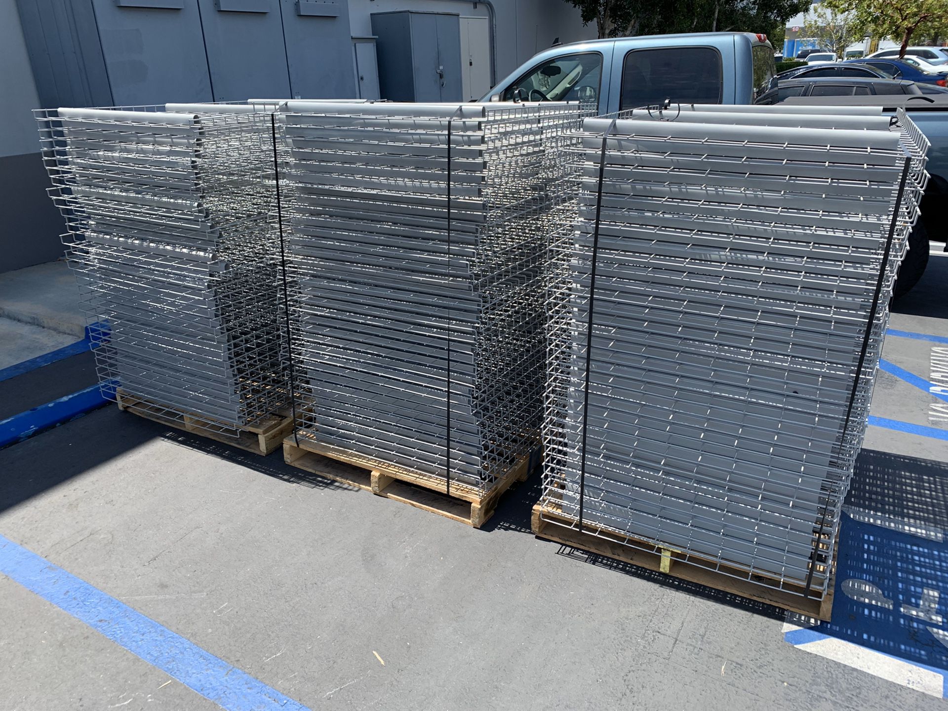 100 ULINE Pallet Rack Wire Decking - 52" Wide, 36" Deep Warehouse
