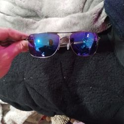 Oakley sunglasses! Deal*Deal!!