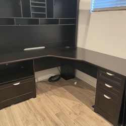 FREE Office Furniture Full Set Desk Shelves Drawers 