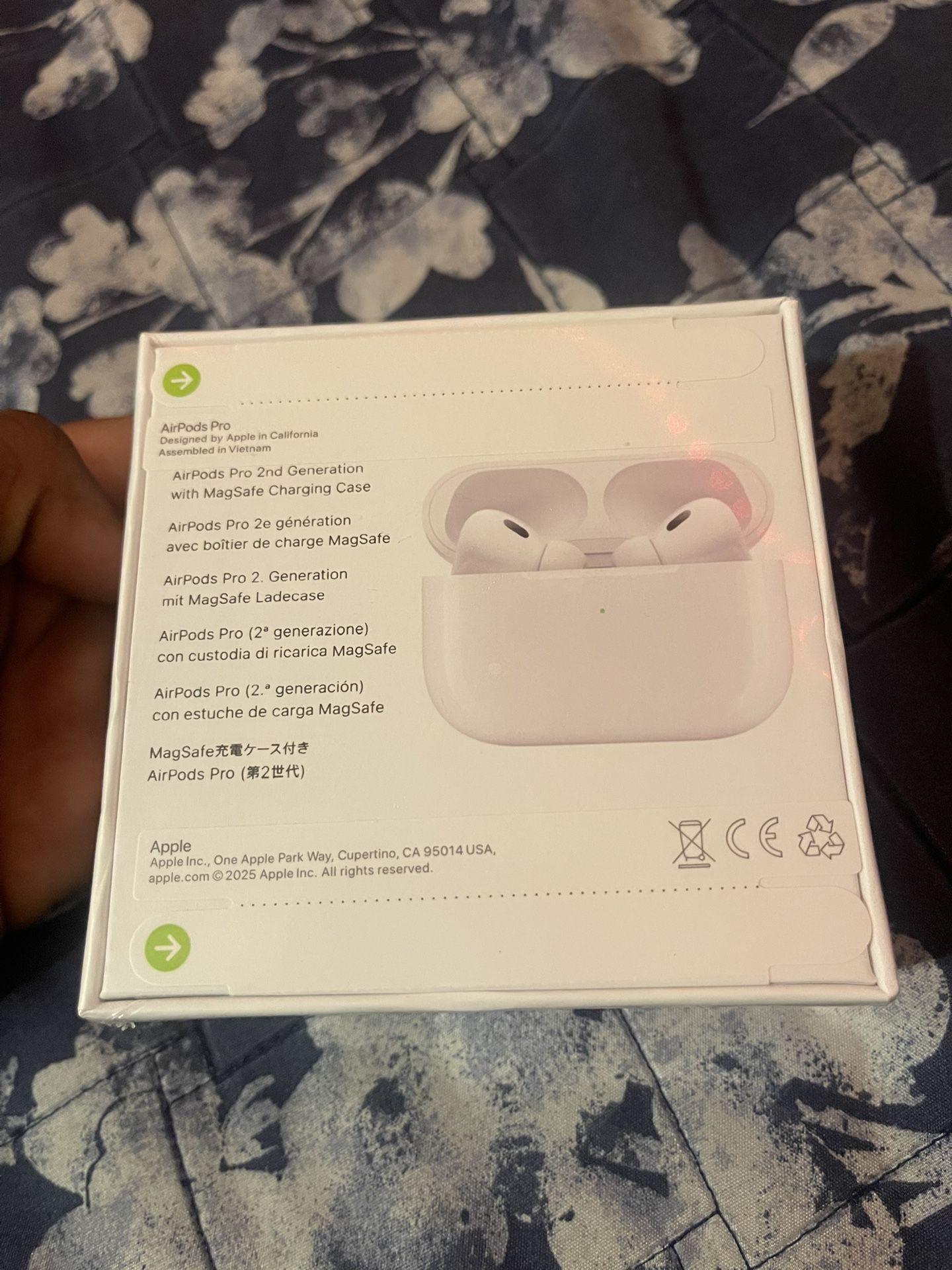 Airpods Pro 2nd Generation With Magsafe Charging Case