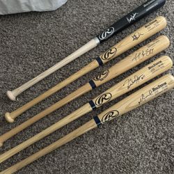 Luis Gonzales… Az Diamondbacks Autographed Bats