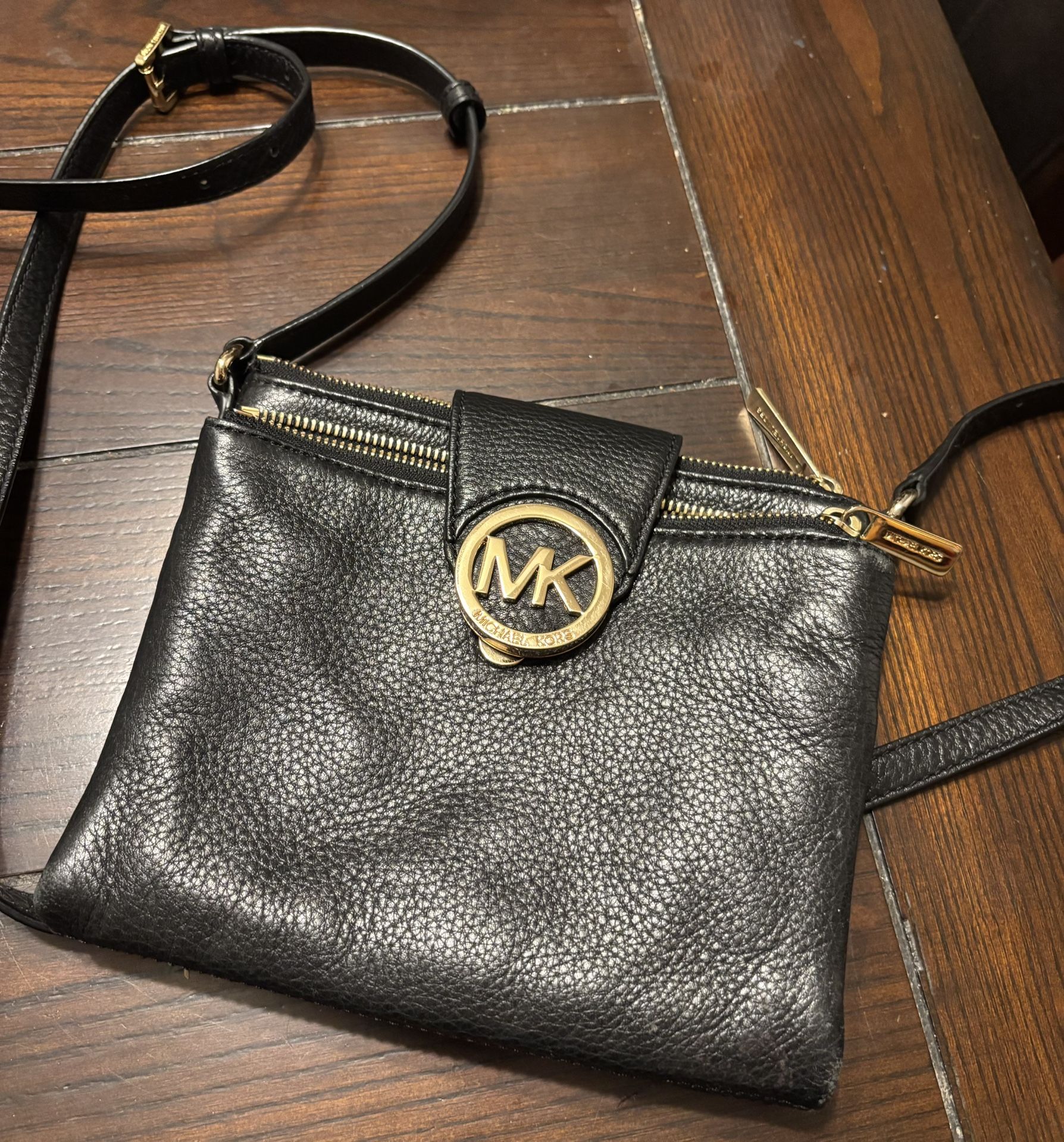 Michael Kors Small Clutch Black