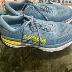 Hoka  10.5