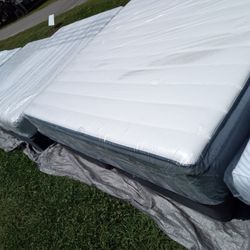 King Size Mattress Sets $349.99 Free Delivery (Mattress And Box spring Only)