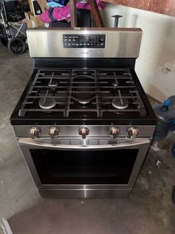 Samsung 5-Burner Gas Range Stainless Steel