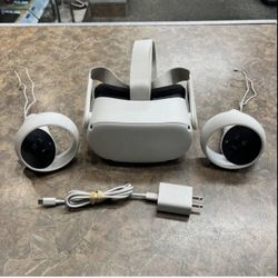 Oculus Quest 2 White 128GB Excellent W/ 2 Controllers + Charger + Glasses Spacer + Charging Stand