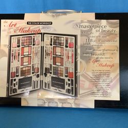 The Color Workshop “The Art Of Make-Up” Make Up Set