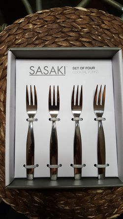 Sasaki Set of 4 Cocktail Seafood Forks