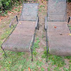 Vintage Metal Garden Lounge Chairs (Set of 2)