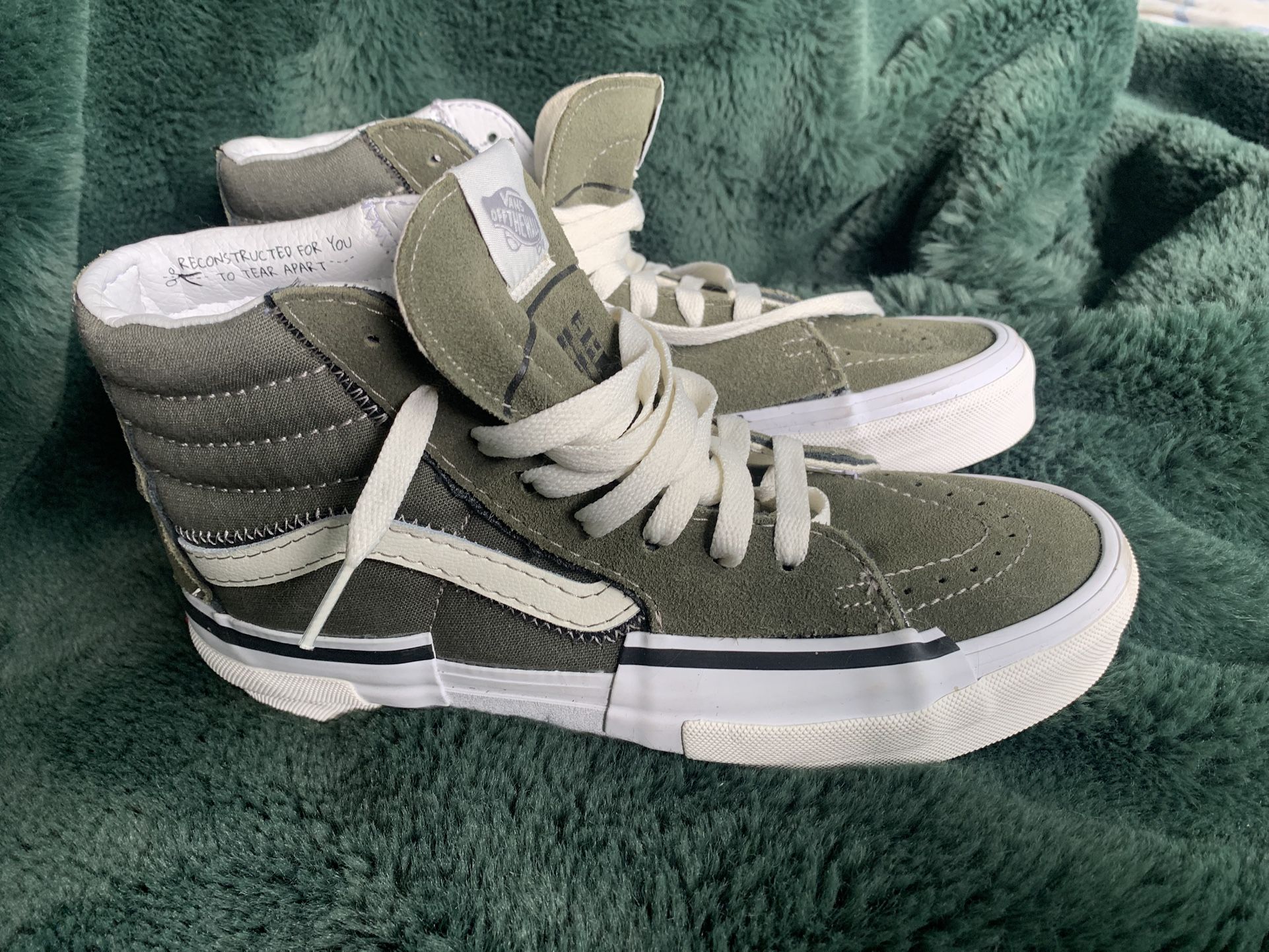 Vans Shade Hightops Size 6.5 Men 8 Women