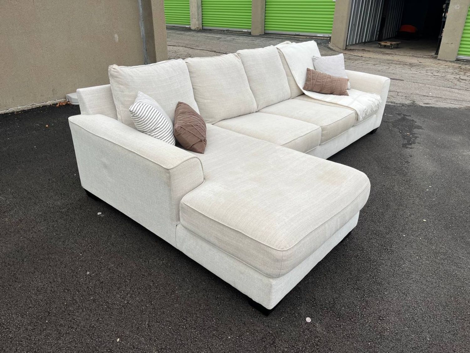 Ashley Furniture White 2-Piece Sectional Couch with Left-Facing Chaise