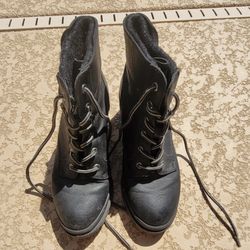 Black Boots