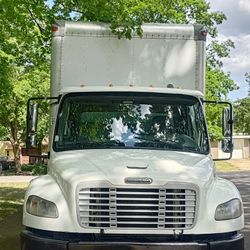 26ft Box Truck, Very Good Condition