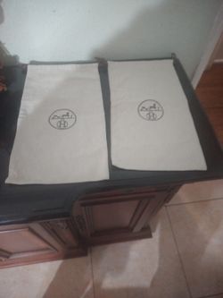 New Authentic Hermes Herringbone Drawing Dust 