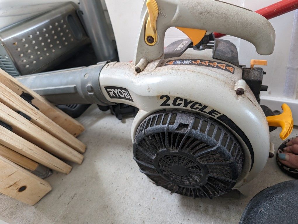 Ryobi Blower