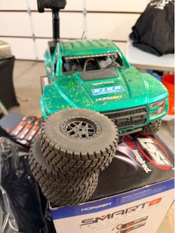 Losi Baja Rey 1/10 4WD Brushless RC Truck + 7 LiPo Batteries + Upgrades