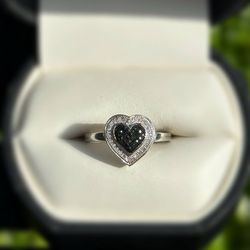 Jewelry 10k solid white gold black diamonds 0.15 CTW Heart ring sz 7.00