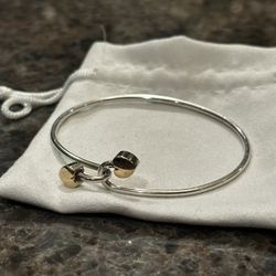 TIFFANY & CO. Vintage Double Hearts Hook Bracelet in 18k Yellow Gold and Sterling Silver