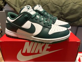 Michigan state dunks