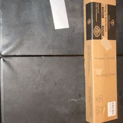 Tilting TV wall mount