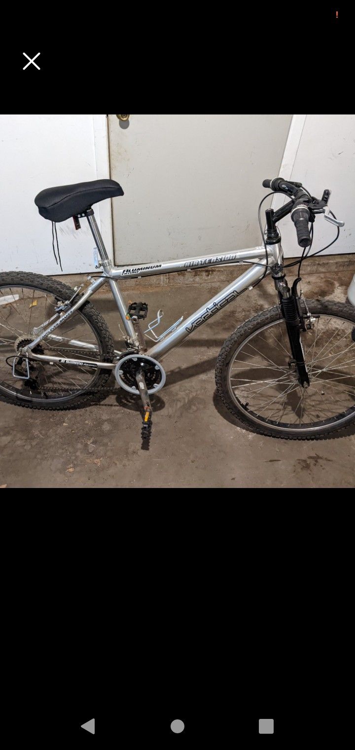 VERITCAL MOUNTAIN BIKE