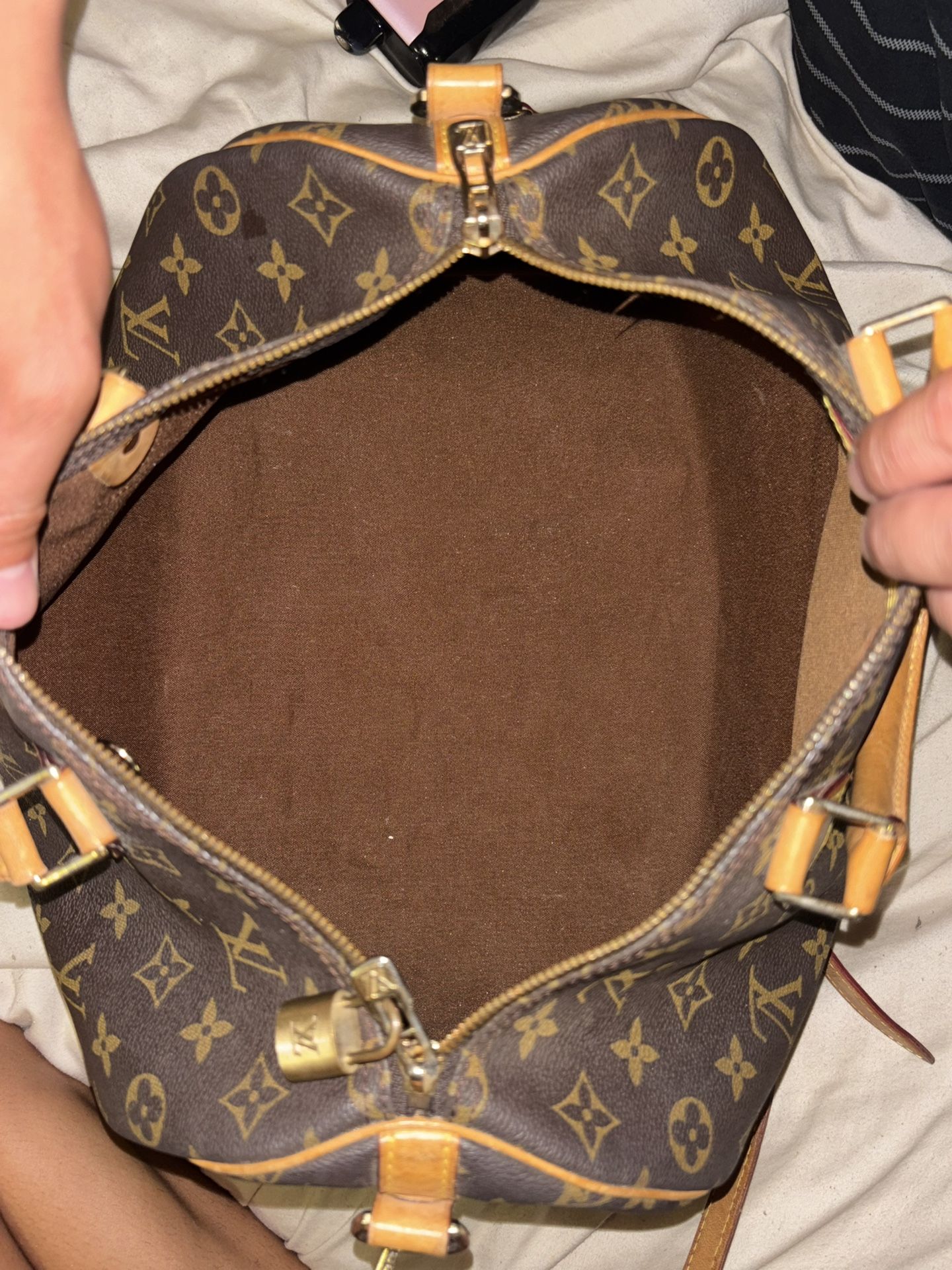 Louis Vuitton Tote