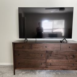 Crate & Barrel Bedroom Dresser Set