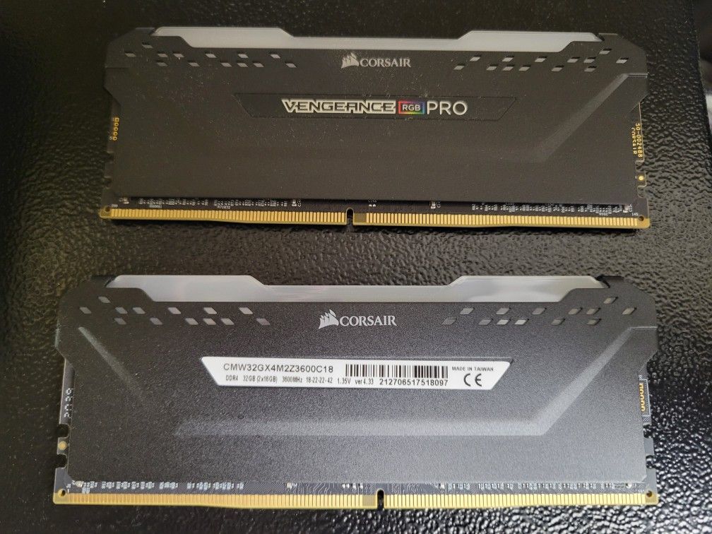 Corsair Vengeance RGB PRO DDR4 3600mhz 32GB (16G X2)