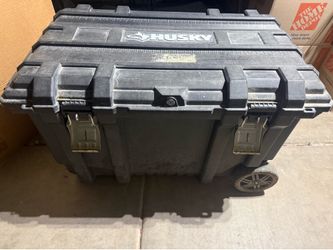 Husky Heavy-Duty Rolling Tool Box / Jobsite Storage Chest