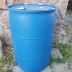 55 Gallon Water Barrels