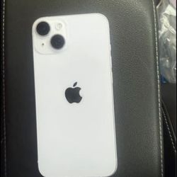Unlocked iPhone 14 – 128GB ($330 FiRM)