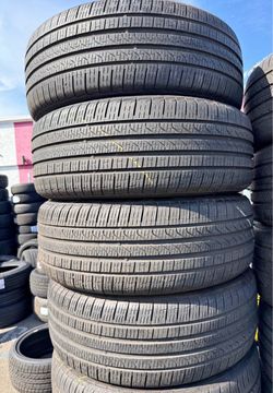 245/50r19 Pirelli tires con 80% de Vida las 4