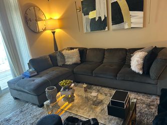 Excellent Condition Sectional