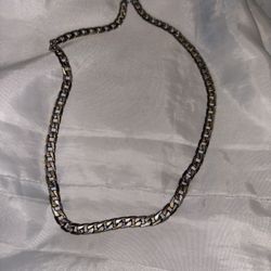 Gold/silver Chain Best Offer Need Gone 