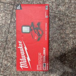 Milwaukee M18 Clamping Flood Light 2358-20