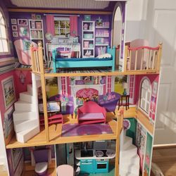 Kid Kraft  Doll House