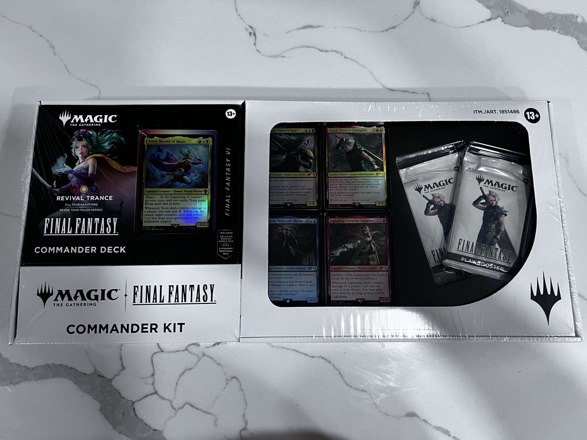 Magic the Gathering Final Fantasy Commander Bundle