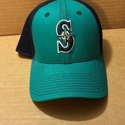 NEW SEATTLE MARINERS HAT 🧢 (Milwaukie,OR)