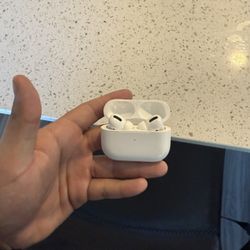 AirPods Pro
