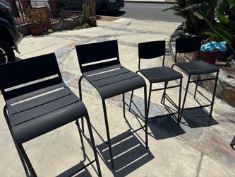 Bar stool chairs