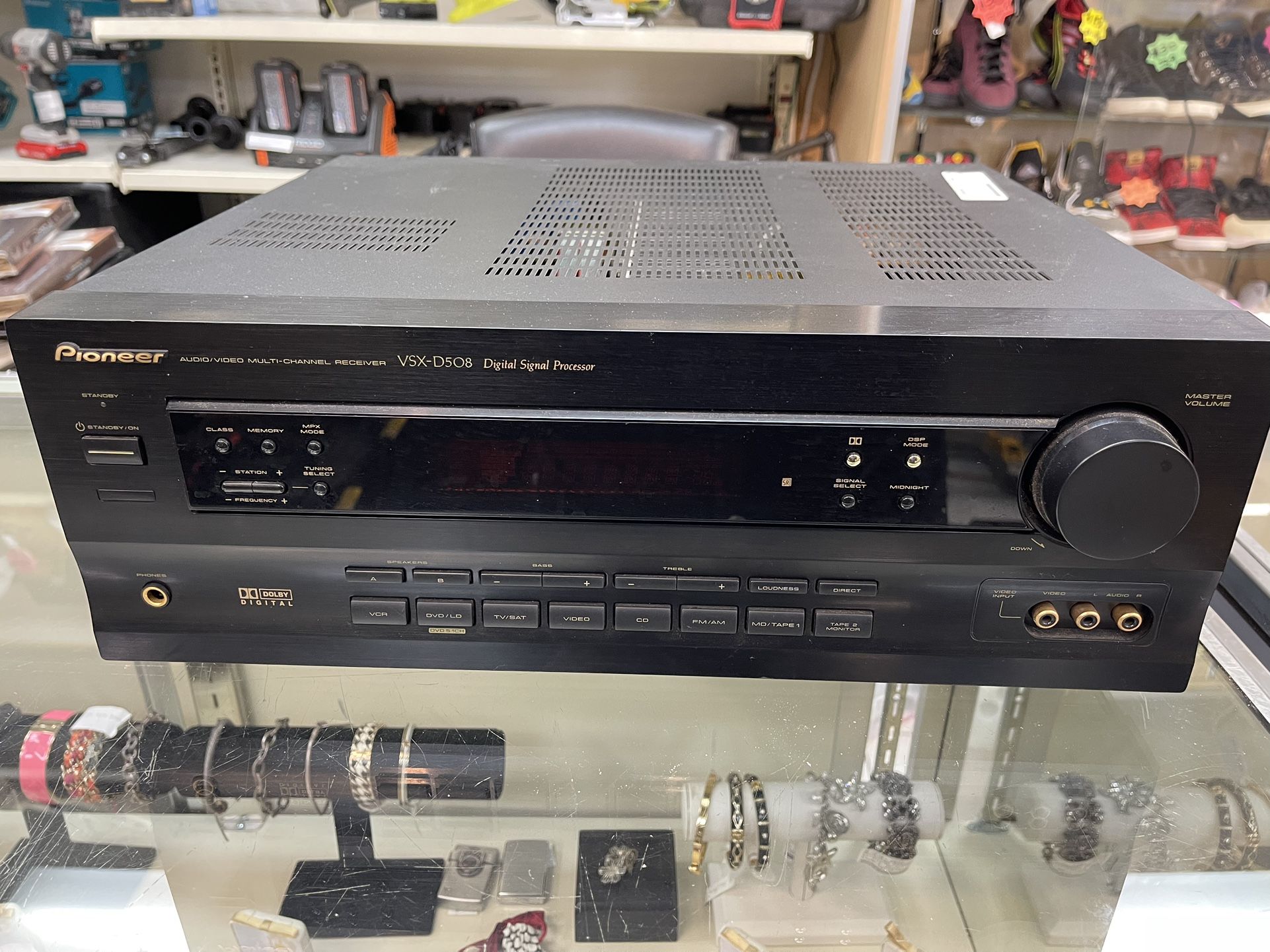 Pioneer 5.1 Channel Home Theater Surround Receiver NICE