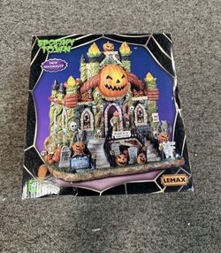 Lemax Spooky Town 