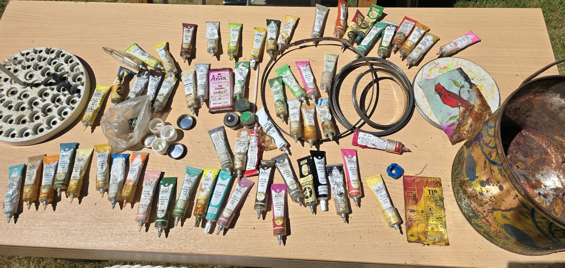 Vintage Roll-On Tri-Chem Paints