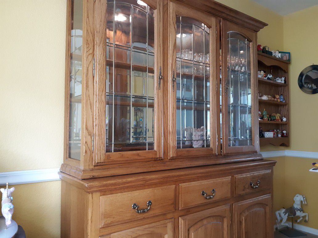 China cabinet in great shape!