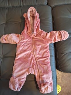 Baby Jumpsuit for Winter (No Smoke, No Pets, No Damage, No Stain)