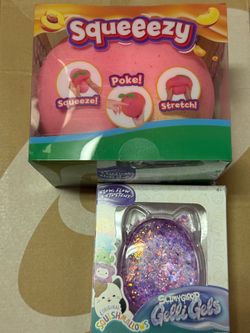 Squeeze peach and squishmallows squishy
