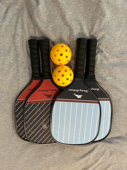 Pickle ball