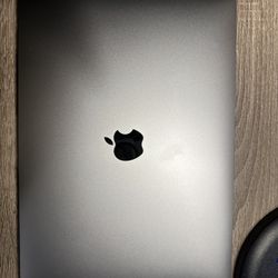 M2 13inch MacBook Pro